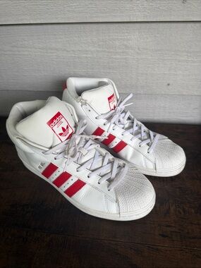adidas White and Red Mid-Top Sneakers with Shell Toe